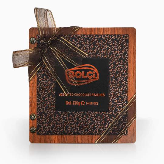 Bolci Асортимент от шоколадови бонбони в дървена кутия подаръчна кутия 130 гр