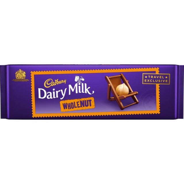Cadbury Вкусна комбинация от гладък, кремообразен млечен шоколад и цели лешници 280 гр