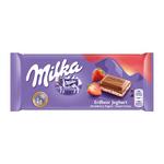 name} Шоколади Milka Алпийски млечен шоколад с пълнеж с вкус на ягода и кисело мляко 100 гр. - 3 бр