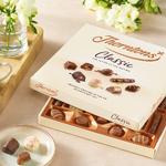 name} Шоколади Thorntons Колекция шоколадови бонбони - бял, млечен и черен шоколад 262 гр