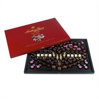 Anthon Berg Луксозна мега кутия шоколадови бонбони 1000 гр 91 бр