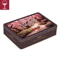 Magnat Пралини от млечен шоколад с цяла череша, потопена в алкохол, опаковани в метална кутия 246 гр